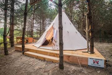 Фото номера Шатер Курортные отели Kompleks Małe Dolomity г. Hucisko 14